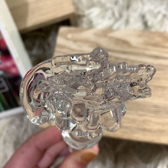 Mikasa Lead Crystal Fruit Collection Grapes
Bottle Stopper - Picture 9 of 17